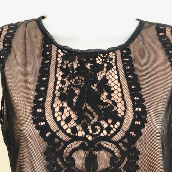 *HP* NWT Max Studio Sleeveless Lace Overlay Blouse - Picture 5 of 8